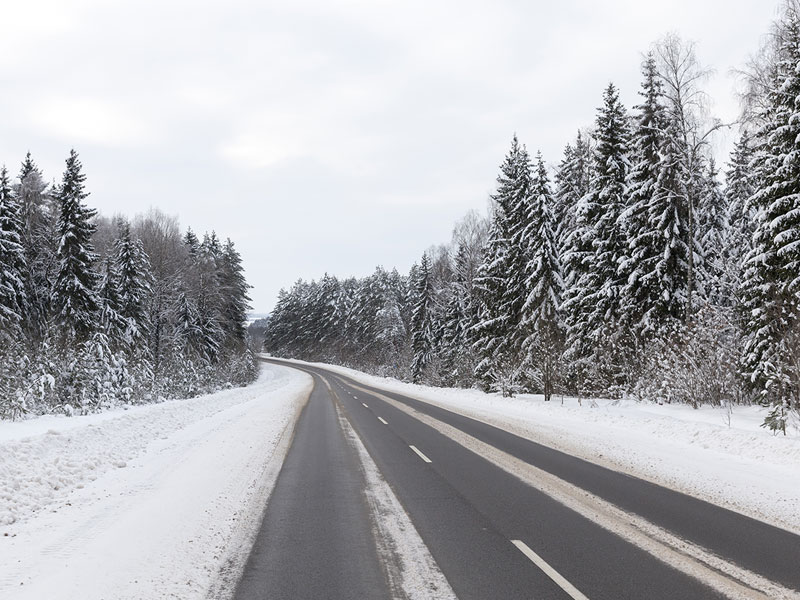 Taxifahrt bei Regen, Schnee und Glätte in Hofheim